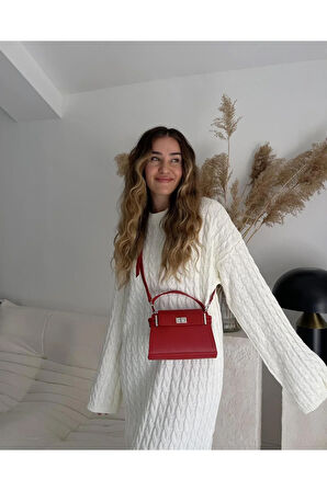 Kilit Kapaklı Kol Çantası Kırmızı
