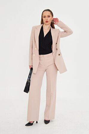 Büyük Gold Düğmeli Kruvaze Takım Bej