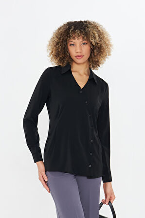  Asimetrik Pile Detay Gömlek Siyah