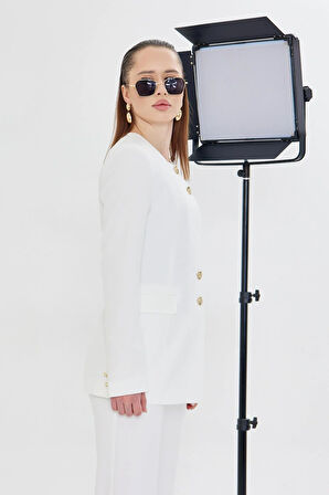 Gold Düğmeli Kare Yaka Takım Ekru