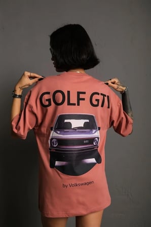 Kadın Oversize Tişört Golf GTI Retro Araba Baskılı T-shirt  - Gül Kurusu