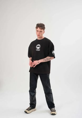 Erkek Kısa Kol Tişört Göğüs ve Kol Bisiklet Yaka Baskılı T-Shirt - Siyah