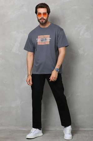 Erkek Baskılı T-Shirt Kısa Kol Bisiklet Yaka Regular Fit Rahat Kalıp Tişört -  Füme