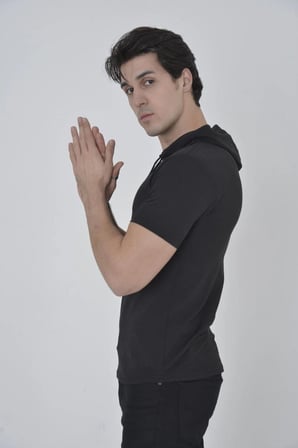 Kadın Kapüşonlu T-Shirt Kısa Kol Bisiklet Yaka Slimfit Tişört    - Siyah