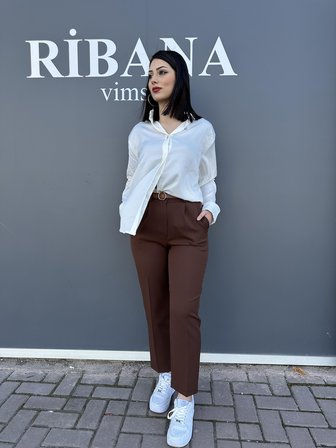 Dar paça pileli kemerli mevsimlik kumaş kadın pantolon