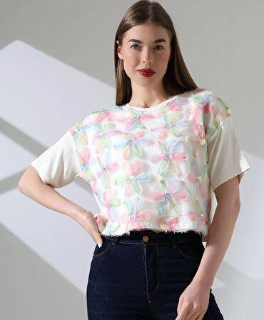 Çiçek Tül Detaylı Nakışlı Bluz T-shirt