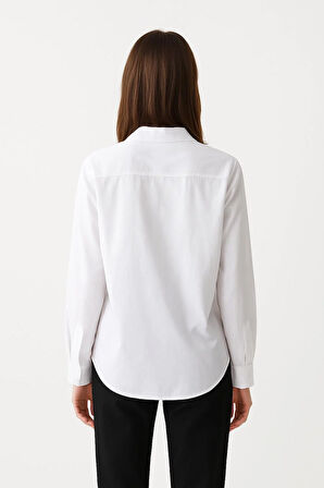 Kadın Slim Fit Dar Kesim Uzun Kollu Pamuklu Vücuda Oturan Dokulu Beyaz Basic Terikoton Gömlek - 20349