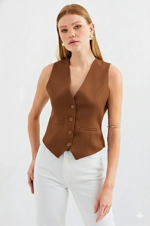Kadın Kruvaze Kesim Slim Fit V Yaka Düğme Detaylı Yelek