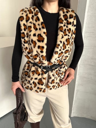 Kadın Mevsimlik Kahve Slim Fitt Astarlı Sıfır Kol Kemerli Leopar Desenli Şık Peluş Yelek 4940