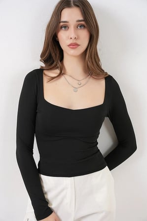 Kadın Kare Yaka Uzun Kollu Slim Fitt Vücuda Oturan Bluz 986