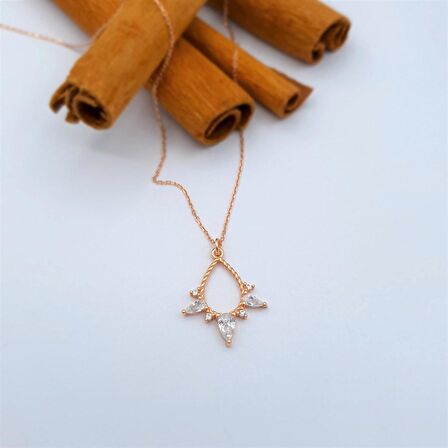 BAGET TAŞLI ROSE GOLD DAMLA GÜMÜŞ KOLYE