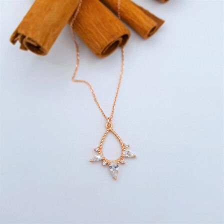 BAGET TAŞLI ROSE GOLD DAMLA GÜMÜŞ KOLYE