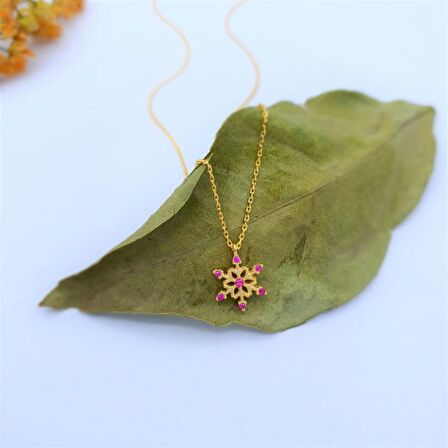 FUŞYA TAŞLI GOLD RENK KAR TANESİ GÜMÜŞ KOLYE