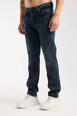 Erkek Slim Fit/Normal Kesim Jean Pantolon - Esnek (%2 Elastan) ve Pamuklu (%98) 