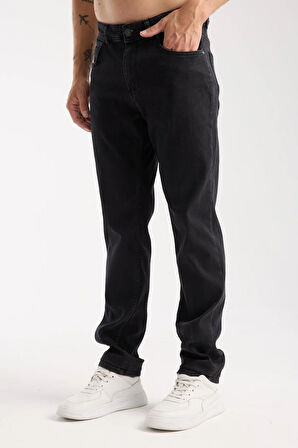 Erkek Slim Fit/Normal Kesim Jean Pantolon - Esnek (%2 Elastan) ve Pamuklu (%98) 