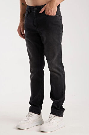 Erkek Slim Fit/Normal Kesim Jean Pantolon - Esnek (%2 Elastan) ve Pamuklu (%98) 