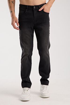 Erkek Slim Fit/Normal Kesim Jean Pantolon - Esnek (%2 Elastan) ve Pamuklu (%98) 