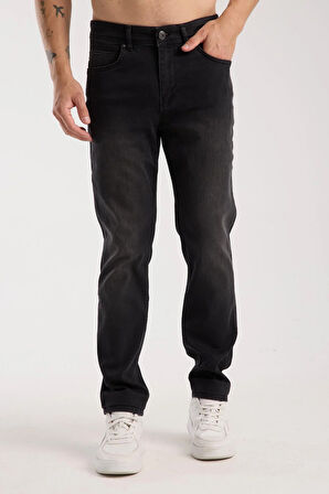 Erkek Slim Fit/Normal Kesim Jean Pantolon - Esnek (%2 Elastan) ve Pamuklu (%98) 