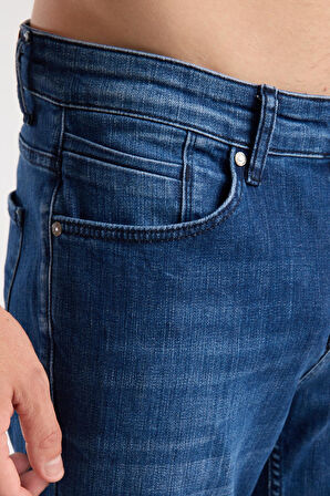 Erkek Slim Fit Esnek Kumaş, %98 Pamuklu Dar Kalıp Jean 