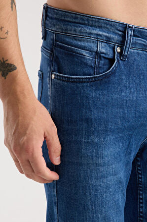 Erkek Slim Fit Esnek Kumaş, %98 Pamuklu Dar Kalıp Jean 