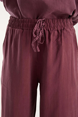 İpeksi Yumuşaklıkta Modal Kumaş Rahat Kesim Pantolon