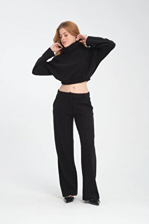 Pamuklu Boğazlı Crop Sweatshirt