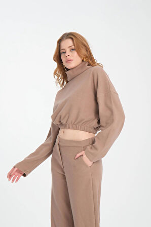 Pamuklu Boğazlı Crop Sweatshirt