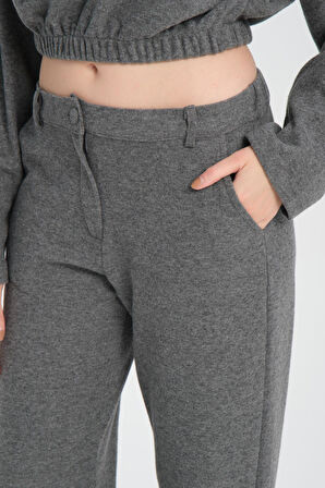 Pamuklu Boğazlı Crop Sweatshirt + Pamuklu Pantolon Takım