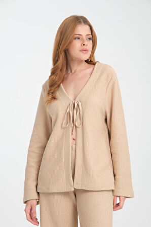 Kadın V Yaka Hırka ve Geniş Paça Pantolon Takımı - Konforlu ve Trend Günlük Kombin