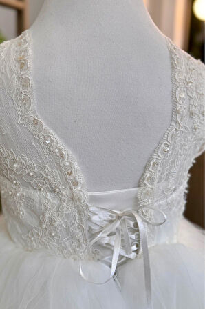 İncili ve Dantelli Kız Çocuk Abiye Gelinlik Beyaz