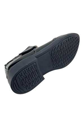 Kalın Tabanlı Direkli Thomas Topuk Okul Ayakkabısı Siyah Rugan