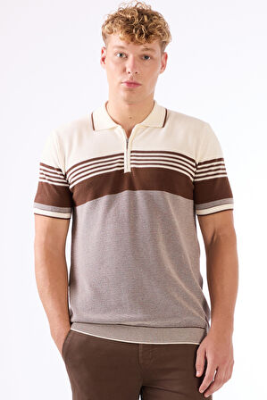 Kahve Çizgili Desen Fermuarlı Polo Yaka Kısa Kollu Slim Fit Erkek Triko