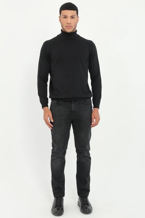 Erkek Regular Fit Tam Balıkçı Yaka Siyah Triko