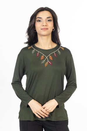 Yeni Sezon Orta Yaş ve Üzeri Yeni Desen Nakış İşlemeli Yuvarlak Yaka Likralı Anne Penye Bluz 6455