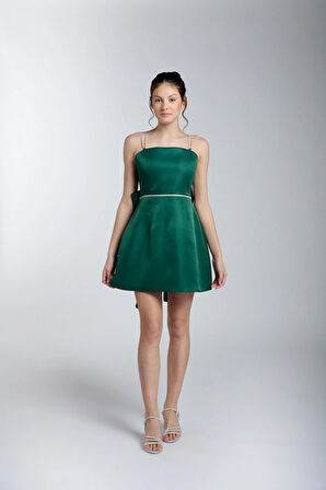 Kız Çocuk/Genç Yeni Dizayn Parlak Kumaş Tam Kalıp Kısa Abiye Elbise 5506