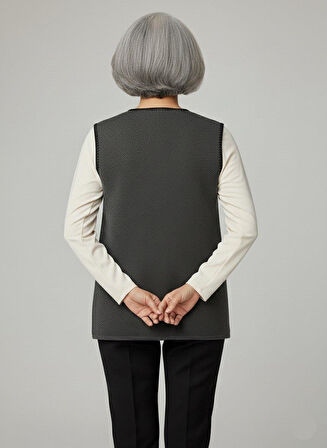 Kadın Orta Yaş ve Üzeri Petek Desenli Fermuarlı Yelek 495