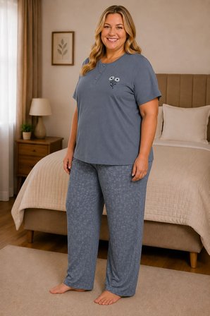 Kadın Orta Yaş ve Üzeri Regular Büyük Beden Esinti Kumaş Anne Pijama Takımı 5021