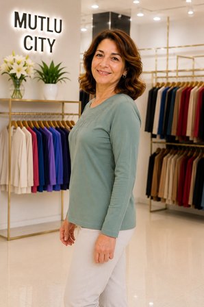 Kadın Orta Yaş ve Üzeri Klasik Anne Penye Bluz 30261