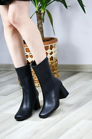 Kadın Siyah Cilt Lumos Küt Burun Topuklu Fermuarlı Bot  siyah cilt