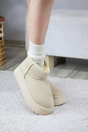 Kadın Pavro Süet İçi Kürklü  Kalın Taban ( 4.5 cm ) Mini Kısa Bot  krem
