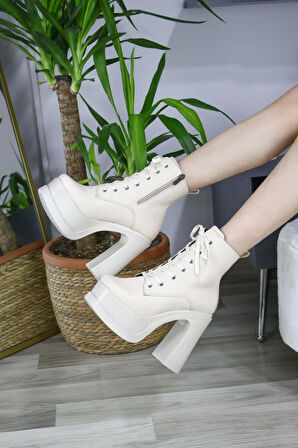 Kadın Lina Bağcık Detayı  12 cm  Platformlu Bot  Krem