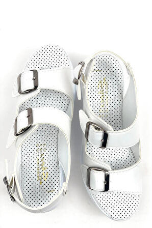 Kadın Dimma Beyaz Konfor Ortopedik Taban Tokalı Sandalet