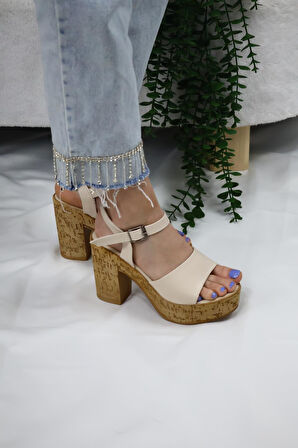 Kadın Adara Tek Bant Platformlu Ayakkabı (10 cm)  Bej