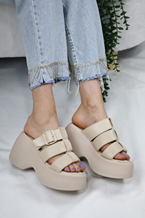 Kadın Mikeno Üç Biyeli Toka Detaylı Kalın Taban Ortopedik Terlik  Bej