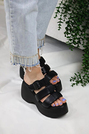 Kadın Mikeno Üç Biyeli Toka Detaylı Kalın Taban Ortopedik Terlik  Siyah