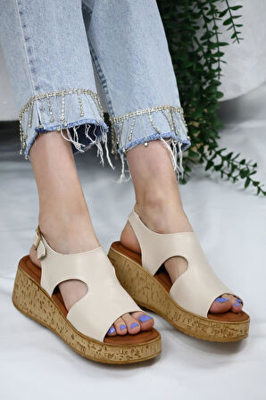 Kadın Elena Mantar Taban Ortopedik Sandelet  Bej