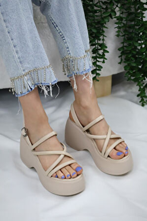 KADIN PARİS KALIN TABAN 9 CM ORTOPEDİK SANDALET  Bej