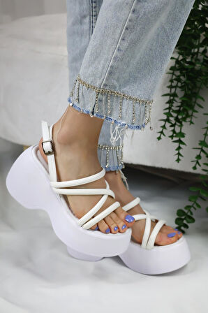 KADIN PARİS KALIN TABAN 9 CM ORTOPEDİK SANDALET  Beyaz