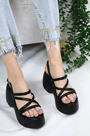 KADIN PARİS KALIN TABAN 9 CM ORTOPEDİK SANDALET  Siyah