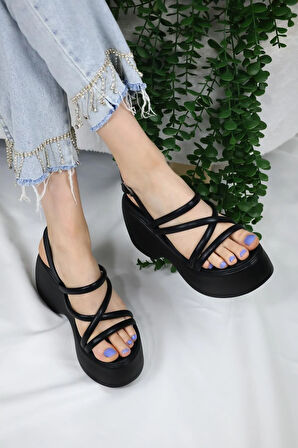 KADIN PARİS KALIN TABAN 9 CM ORTOPEDİK SANDALET  Siyah
